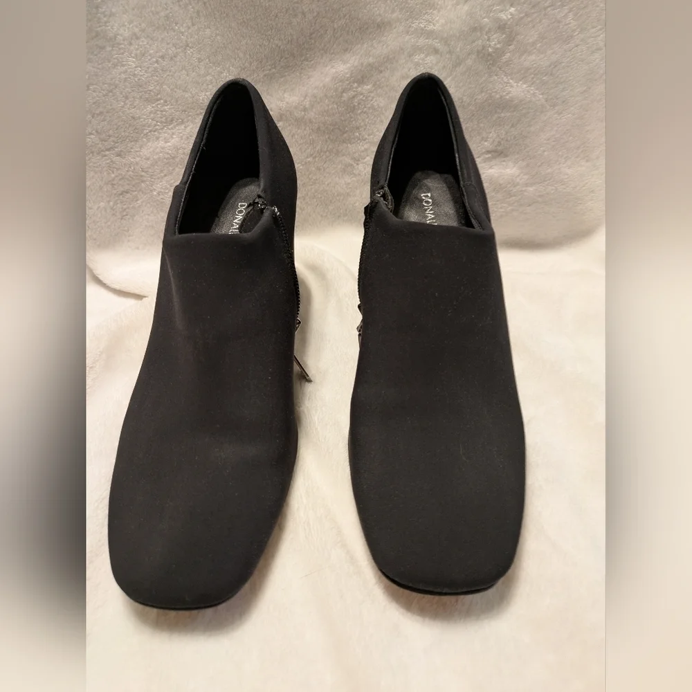 Donald J. Pliner Leather And Nylon Booties 8.5 Black
